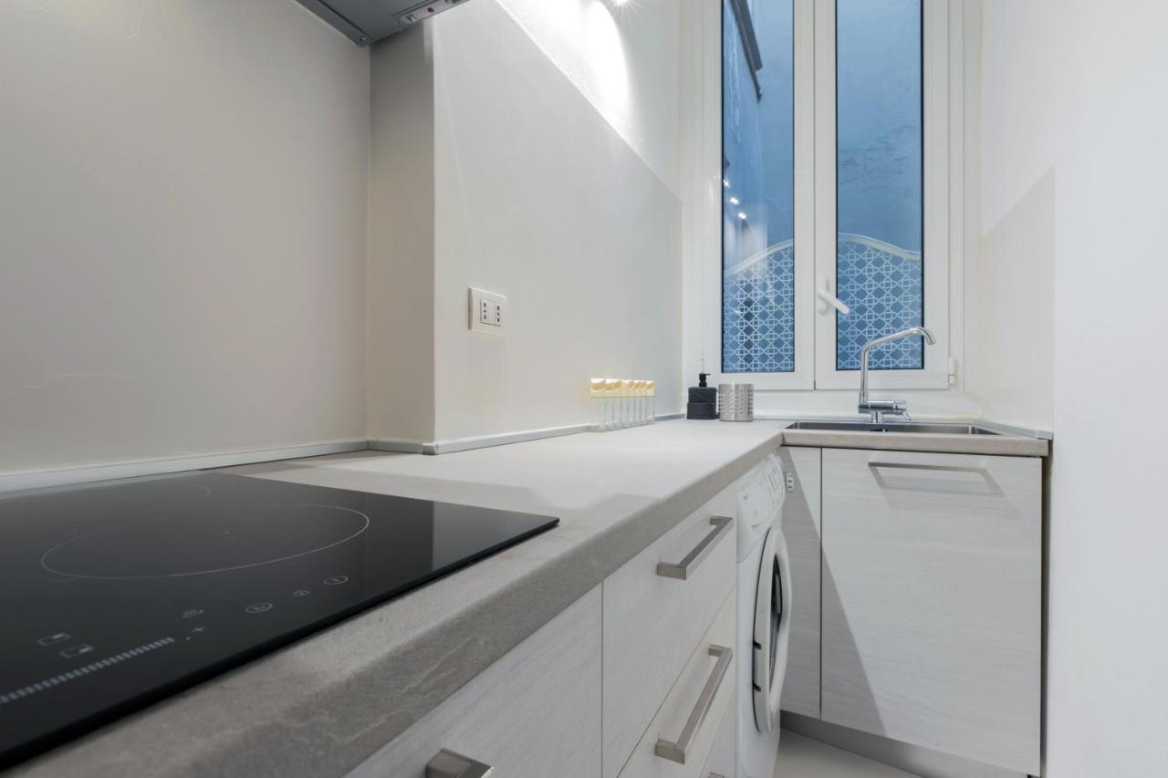 Solferino Living Apartment Милано Екстериор снимка